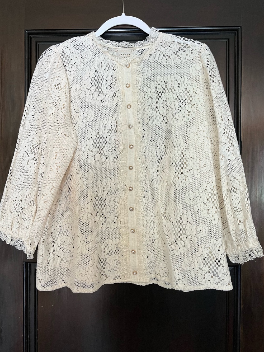 JOHNNY WAS The Classic
Betty Cream Lace Blouse with Floral Pattern
Large